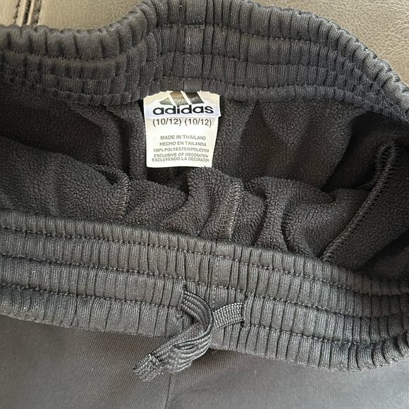 Classic Adidas 3 stripe sweat pants - Picture 5 of 15